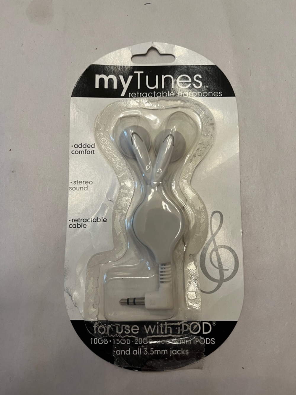 myTunes Retractable Earphones in White